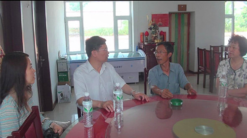 ͼΪ�������뼪���д�����ѵ����һ����ͷ�� ֫��м�������ɽ���н�̸